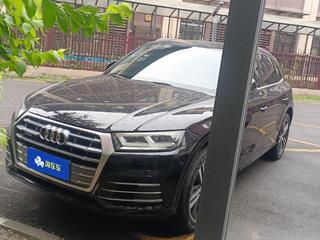 奥迪Q5L 45TFSI 2.0T 自动 尊享时尚型 