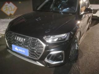 奥迪Q5L 40TFSI 2.0T 自动 改款豪华动感型 