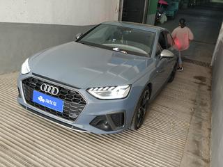 奥迪A4L 40TFSI 2.0T 自动 quattro-RS套件燃速型 