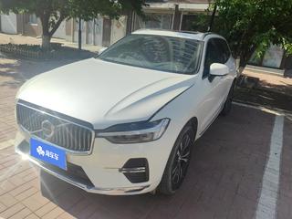 沃尔沃XC60 B5 2.0T 自动 智逸豪华版 