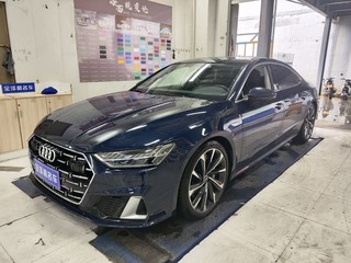 奥迪A7L 55TFSI 3.0T 自动 S-line志远型流晶套装 