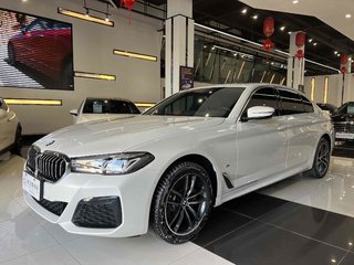 宝马5系 525Li 2.0T 自动 改款二M运动套装 