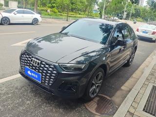 奥迪Q5L Sportback 40TFSI 2.0T 自动 豪华型 