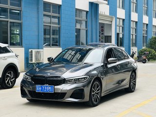 宝马3系 325Li 2.0T 自动 M运动曜夜版 