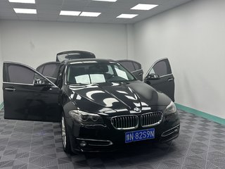 宝马5系 525Li 2.0T 自动 豪华设计套装 