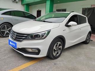 宝骏310 1.5L 自动 豪华型 