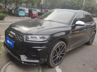 奥迪Q5L 40TFSI 2.0T 自动 荣享时尚型 