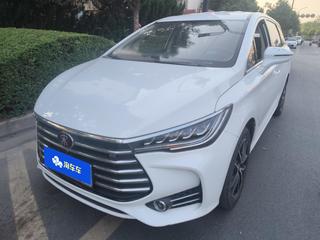 比亚迪宋MAX 1.5T 手动 智联豪华型 