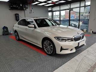 宝马3系 325Li 2.0T 自动 首发版 