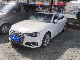 奥迪A4L 40TFSI 2.0T 自动 时尚型 