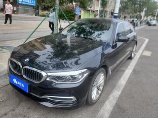 宝马5系 530Li 2.0T 自动 领先型M运动套装 