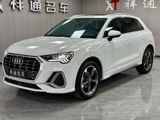 奥迪Q3 35TFSI 1.4T 自动 时尚动感型 