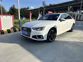 奥迪A4L 40TFSI 2.0T 自动 时尚型 