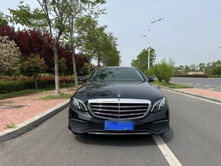 奔驰E级 E300L 2.0T 自动 豪华型 