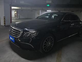 奔驰E级 E300L 2.0T 自动 运动时尚型 