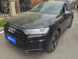 奥迪Q7 55 3.0T 自动 运动型quattro-S-line 