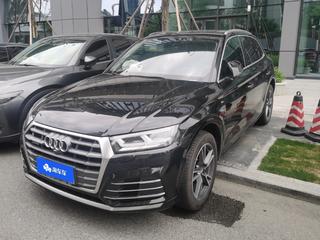 奥迪Q5L 45TFSI 2.0T 自动 尊享时尚型 