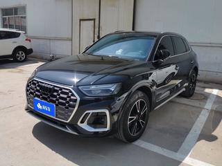 奥迪Q5L 40TFSI 2.0T 自动 时尚动感型 