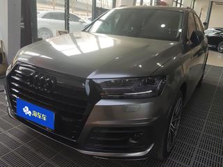 奥迪Q7 2.0T S-Line运动型 