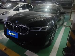 宝马5系 530Li 2.0T 自动 改款领先型M运动套装 