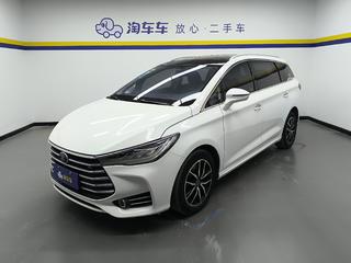 比亚迪宋MAX 1.5T 自动 智联精英型 