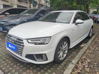 奥迪A4L 40TFSI 2.0T 自动 时尚型 