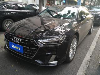 奥迪A7L 45TFSI 2.0T 自动 S-line筑梦型流晶套装 