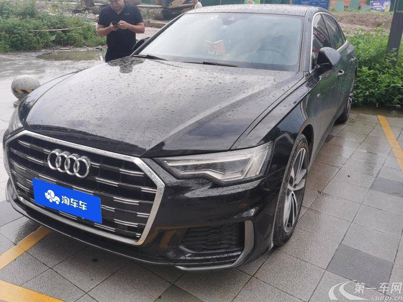 奥迪A6L 40TFSI 2019款 2.0T 自动 豪华动感型 (国Ⅵ) 