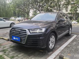 奥迪Q7 2.0T S Line运动型 