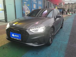 奥迪A4L 40TFSI 2.0T 自动 豪华动感型 