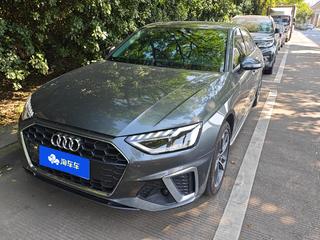 奥迪A4L 40TFSI 2.0T 自动 时尚动感型 