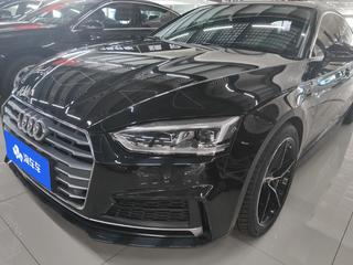 奥迪A5掀背 40TFSI 2.0T 自动 时尚型 