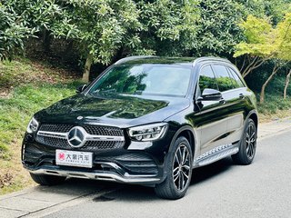 奔驰GLC级 GLC260 2.0T 自动 改款轿跑SUV 