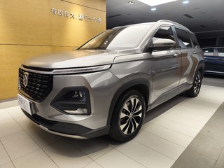 宝骏530 1.5T 自动 尊贵互联型 