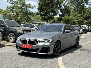 宝马5系 530i 2.0T 自动 改款二风尚版M运动套装 