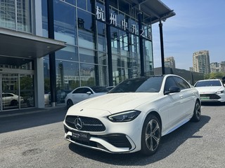 奔驰C级 C260L 1.5T 自动 改款皓夜运动版 