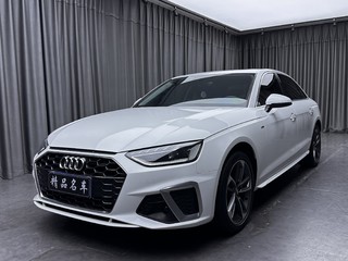 奥迪A4L 40TFSI 2.0T 自动 时尚动感型 