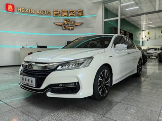 本田雅阁 2.0L 自动 锐领版 