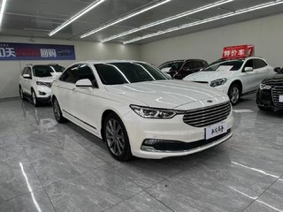 福特金牛座 2.0T 自动 尊享版 