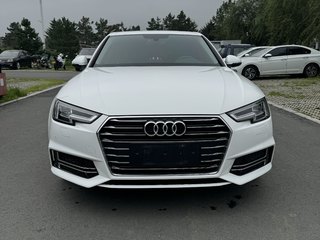 奥迪A4L 40TFSI 2.0T 自动 时尚型 