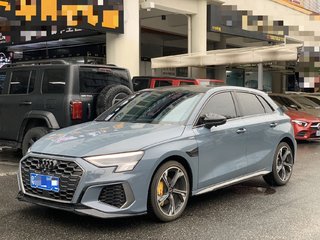 奥迪A3 35TFSI 1.4T 自动 RS套件燃速型Sportback 