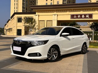 凌派 1.0T 豪华版 