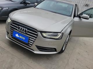 奥迪A4L 35TFSI 2.0T 自动 舒适型 