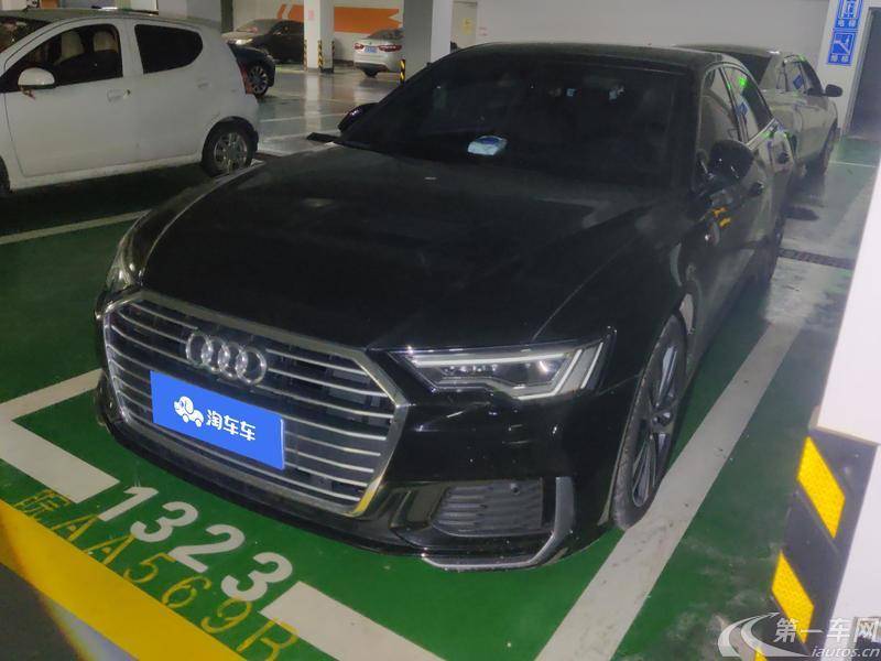 奥迪A6L 40TFSI 2022款 2.0T 自动 豪华动感型 (国Ⅵ) 