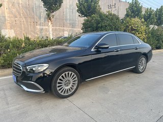 奔驰E级 E300L 改款时尚型 