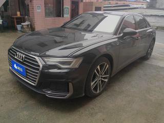 奥迪A6L 40TFSI 2.0T 自动 豪华致雅型 