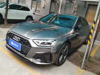 奥迪A4L 40TFSI 2.0T 自动 豪华动感型 