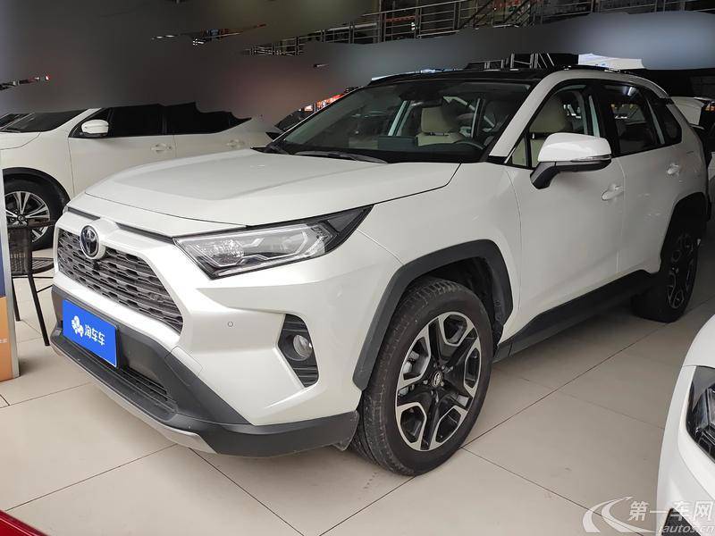 丰田RAV4 2021款 2.0L 自动 四驱 尊贵版 (国Ⅵ) 