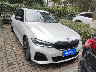 宝马3系 325Li 2.0T 自动 改款M运动曜夜套装 