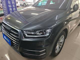 奥迪Q7 45 3.0T 自动 技术型 